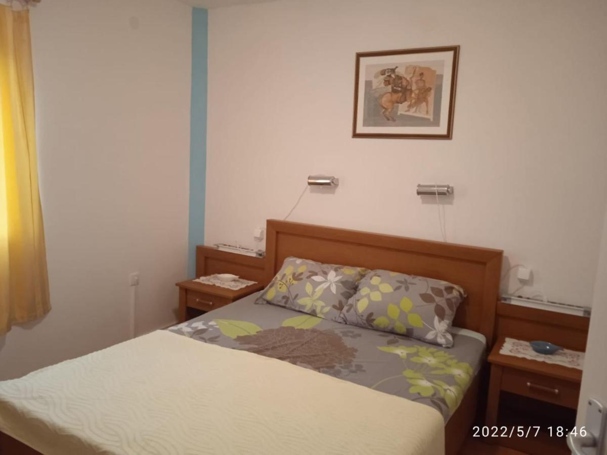 Apartment Ana Стоморска Экстерьер фото