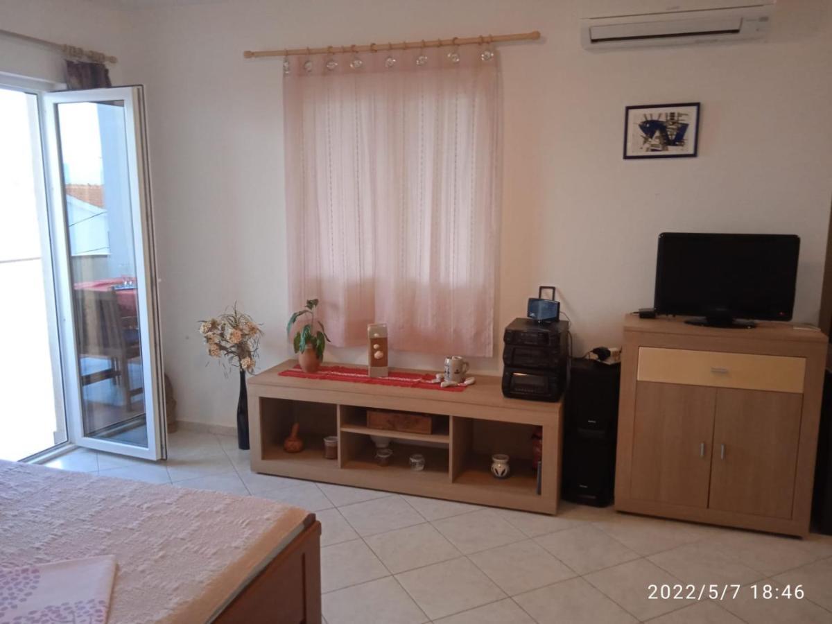 Apartment Ana Стоморска Экстерьер фото