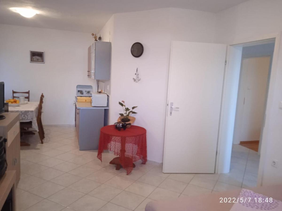 Apartment Ana Стоморска Экстерьер фото